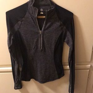 Lululemon pullover top, size 4.